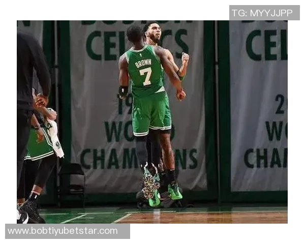 辛森三分雨下31分无奈空砍球队失利展现超强个人能力